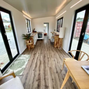Casa Móvil sobre Chasis — Tiny House Renovada en Perfecto Estado