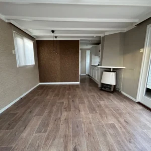 Casa Móvil T2 Totalmente Equipada con 2 Dormitorios, Cocina, Baño y Aire Acondicionado