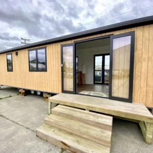 Casa Móvil sobre Chasis — Tiny House Renovada en Perfecto Estado