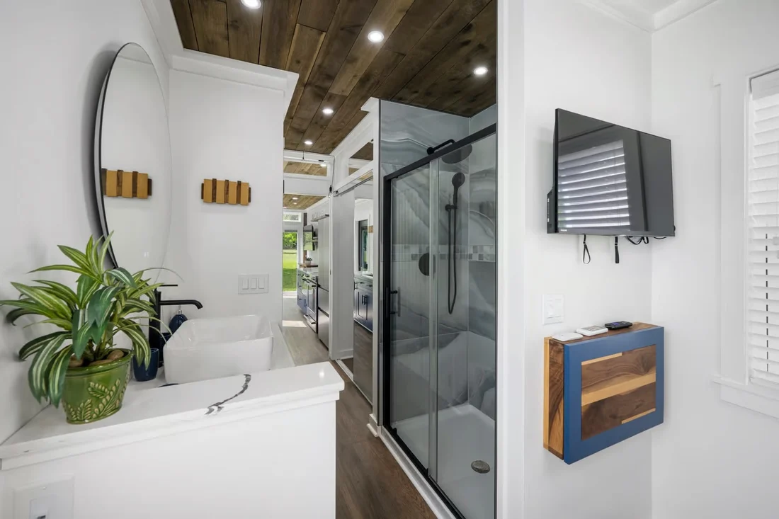 Contenedor Acondicionado 40 Pies — Tiny House Llave en Mano - Imagen 7