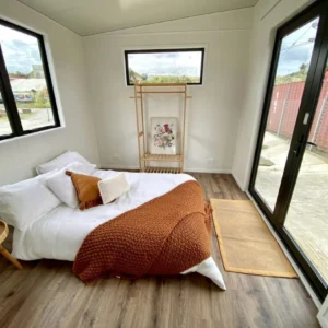 Casa Móvil sobre Chasis — Tiny House Renovada en Perfecto Estado