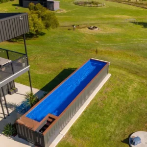 Piscina Contenedor 40 Pies — Elevada, Diseño Moderno, Lista para Instalar