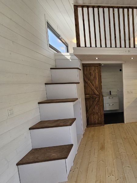 Tiny House con Loft — Casa Móvil sobre Ruedas, Nueva - Imagen 9