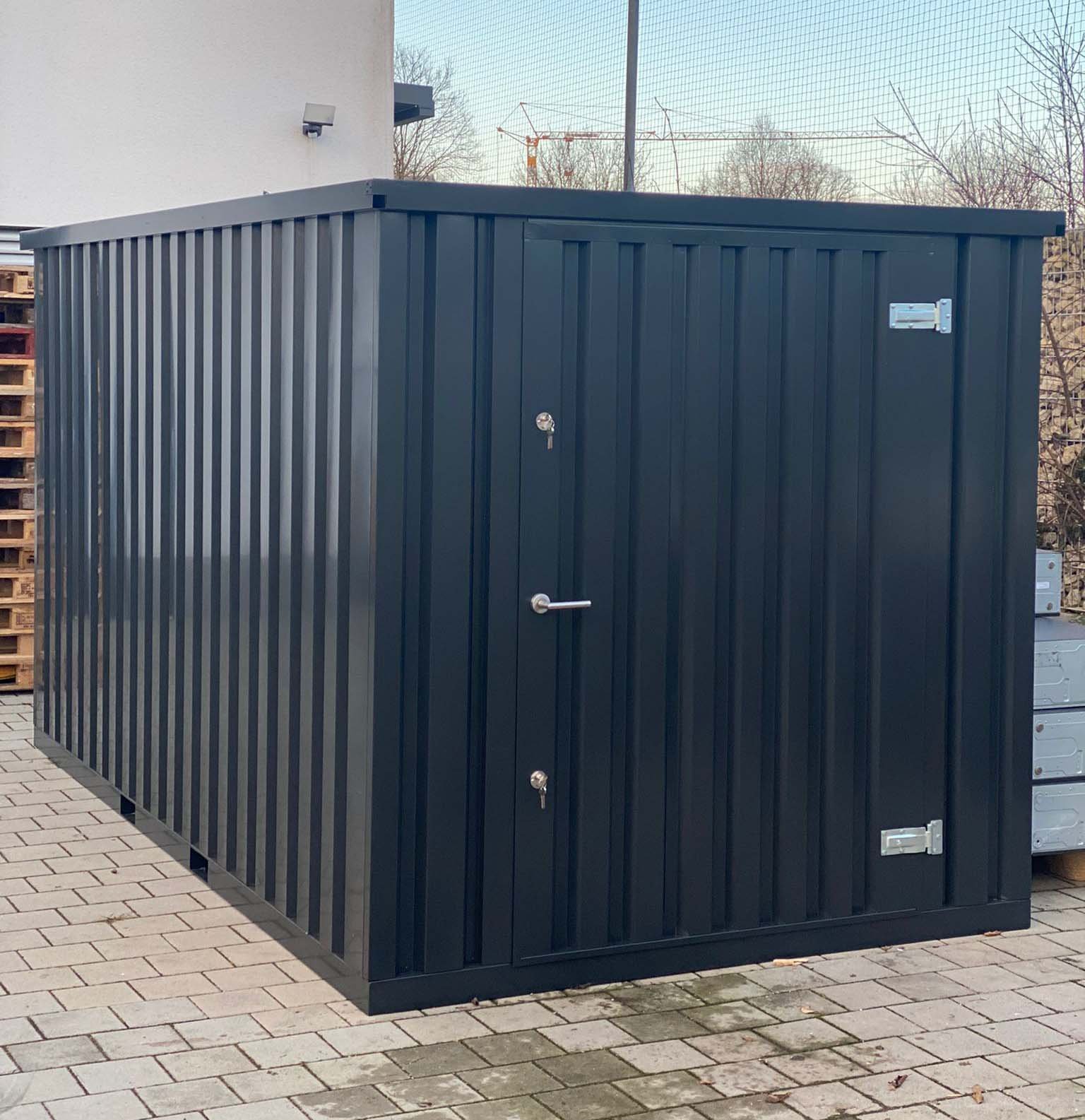Contenedor de materiales MC3, lacado en RAL 7021 gris negro, Al. 2090 × An. 2142 × Pr. 2950 mm, puerta frontal de una hoja
