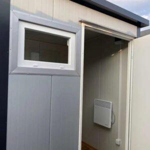 Contenedor Oficina 6,00 x 2,40 m con Baño y Cocina