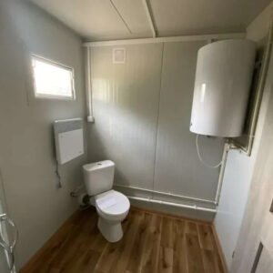 Contenedor Oficina 6,00 x 2,40 m con Baño y Cocina