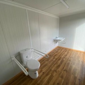 Módulo Sanitario Adaptado para Personas con Movilidad Reducida, con Rampa (Ref: 3907)