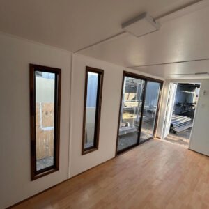 Contenedor Oficina 6x2,42 m - 15 m² (Ref: 20123)