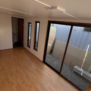 Contenedor Oficina 6x2,42 m - 15 m² (Ref: 20123)