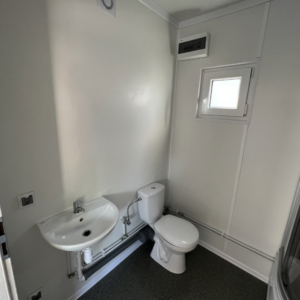 Contenedor Vivienda 6,00 x 2,44 m con Cocina, WC y Ducha