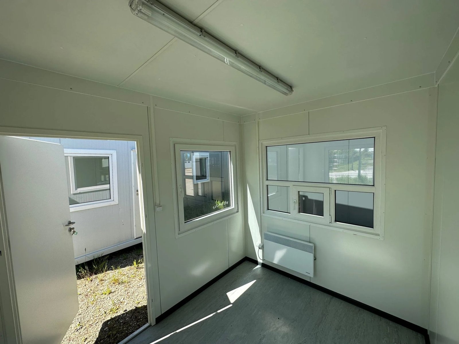 Contenedor de Oficina 3,00 x 2,44 m - Puesto de Seguridad / Control - Imagen 3